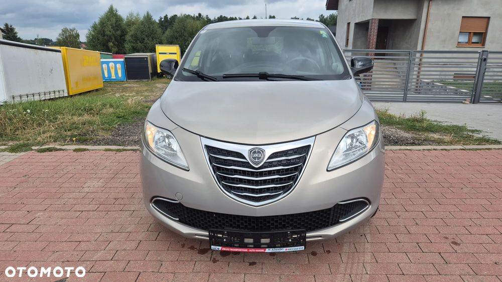 Lancia Ypsilon Y 1.2 8v Platinum - 2