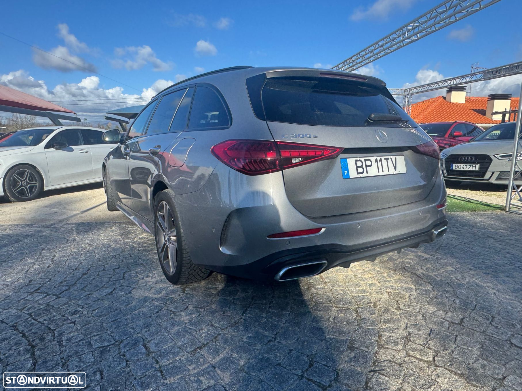 Mercedes-Benz C 300 e AMG Line - 19