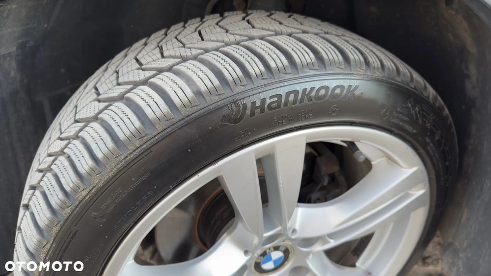 BMW X1 sDrive18d xLine - 28