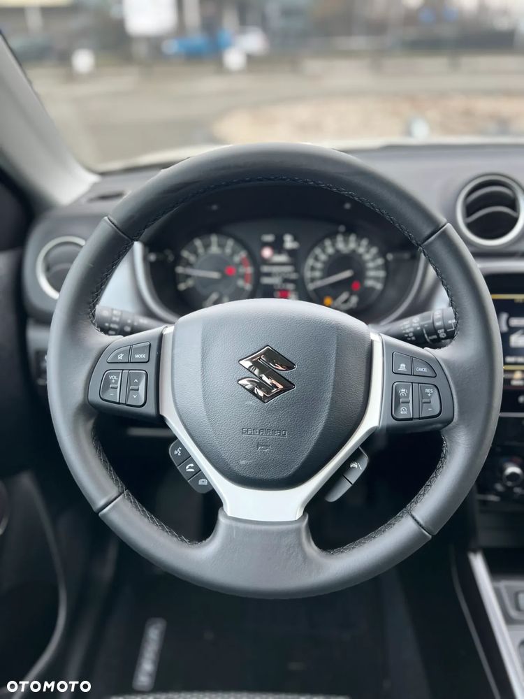 Suzuki Vitara 1.4 Boosterjet mHEV Premium Plus 2WD - 9