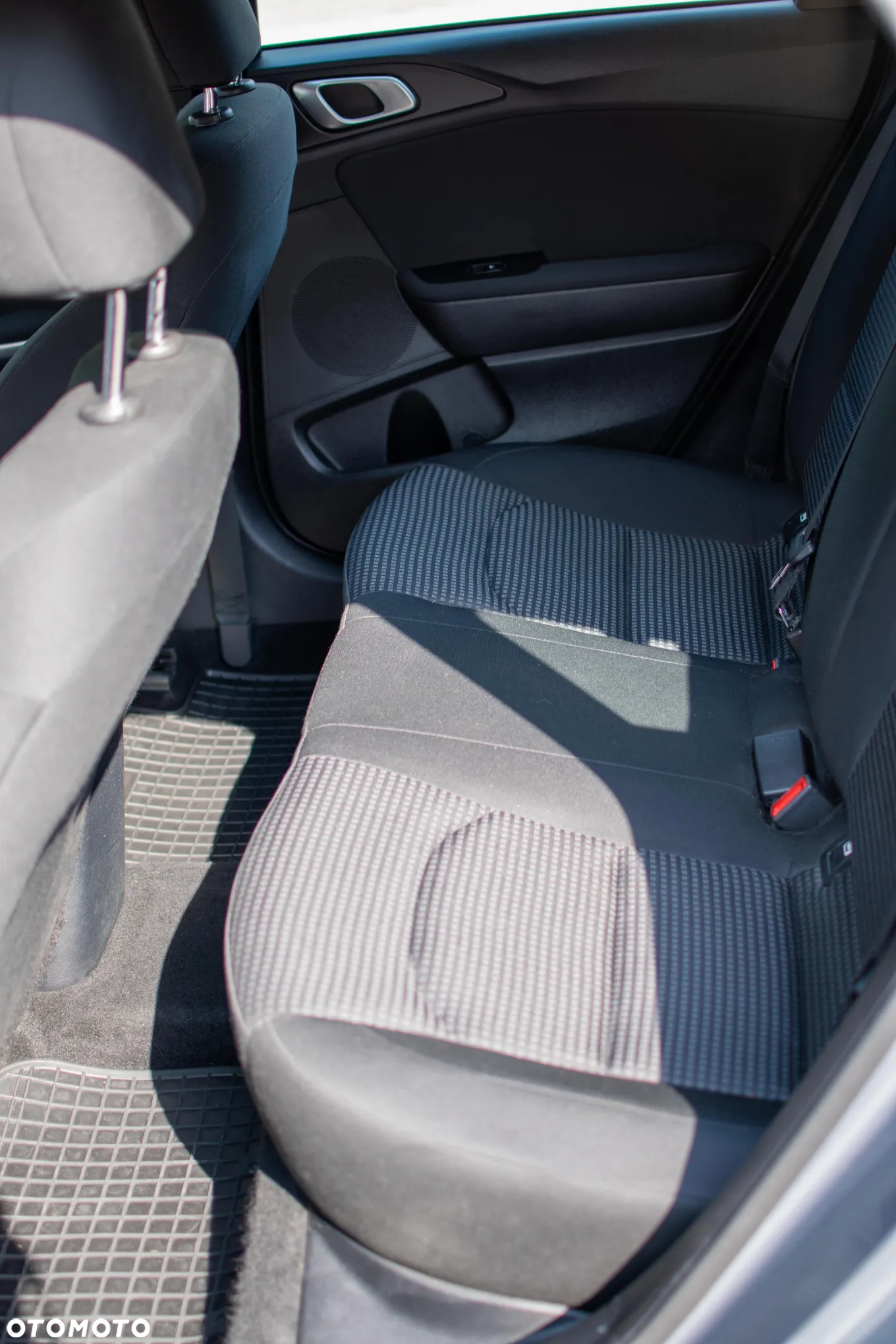 Kia Ceed - 22