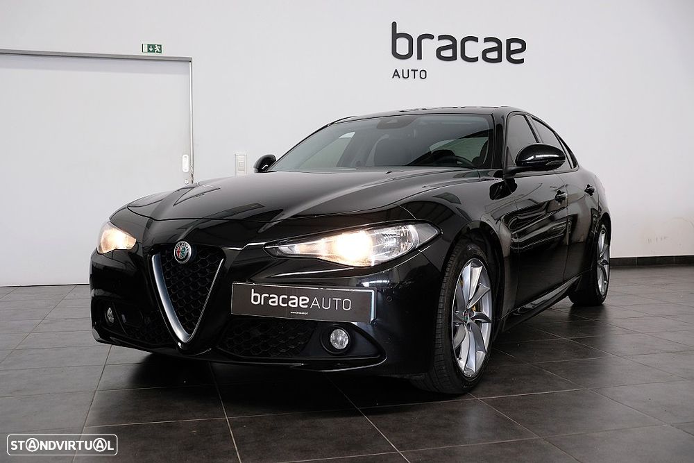 Alfa Romeo Giulia 2.2 AT8 Executive - 7