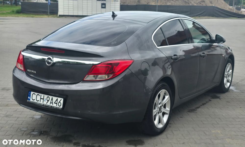 Opel Insignia 1.6 - 5