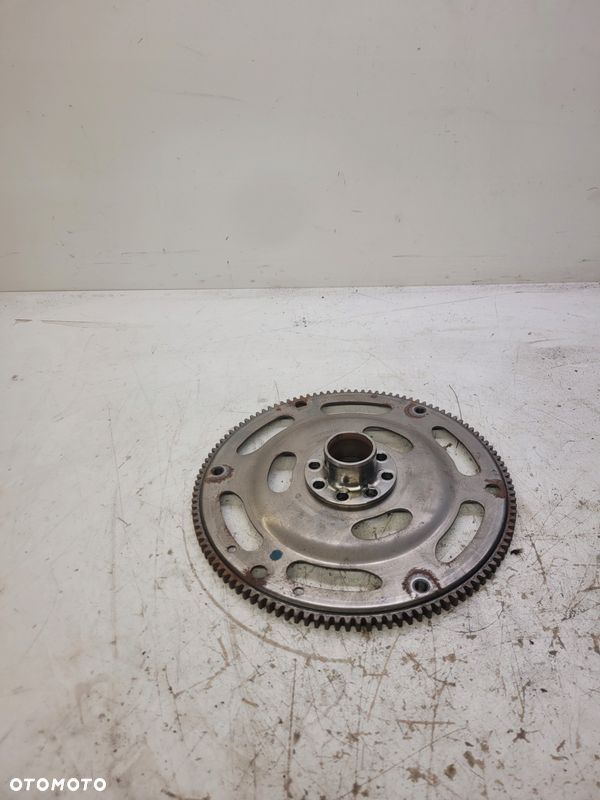 KOŁO ZAMACHOWE AUDI A4 B9 A5 2.0 TDI 06H105323AE - 1