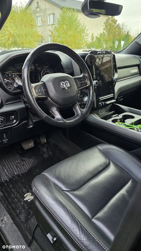 RAM 1500 - 10