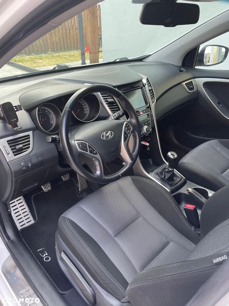 Hyundai i30 1.6 CRDi BlueDrive Comfort - 6