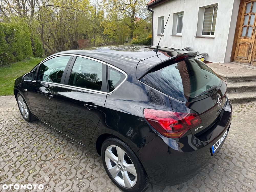Opel Astra - 17