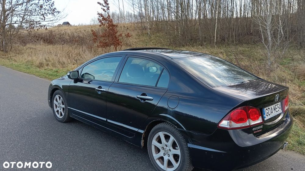 Honda Civic 1.8 Executive - 6