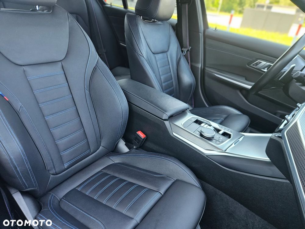 BMW Seria 3 - 22