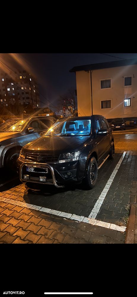 Suzuki Grand Vitara - 1