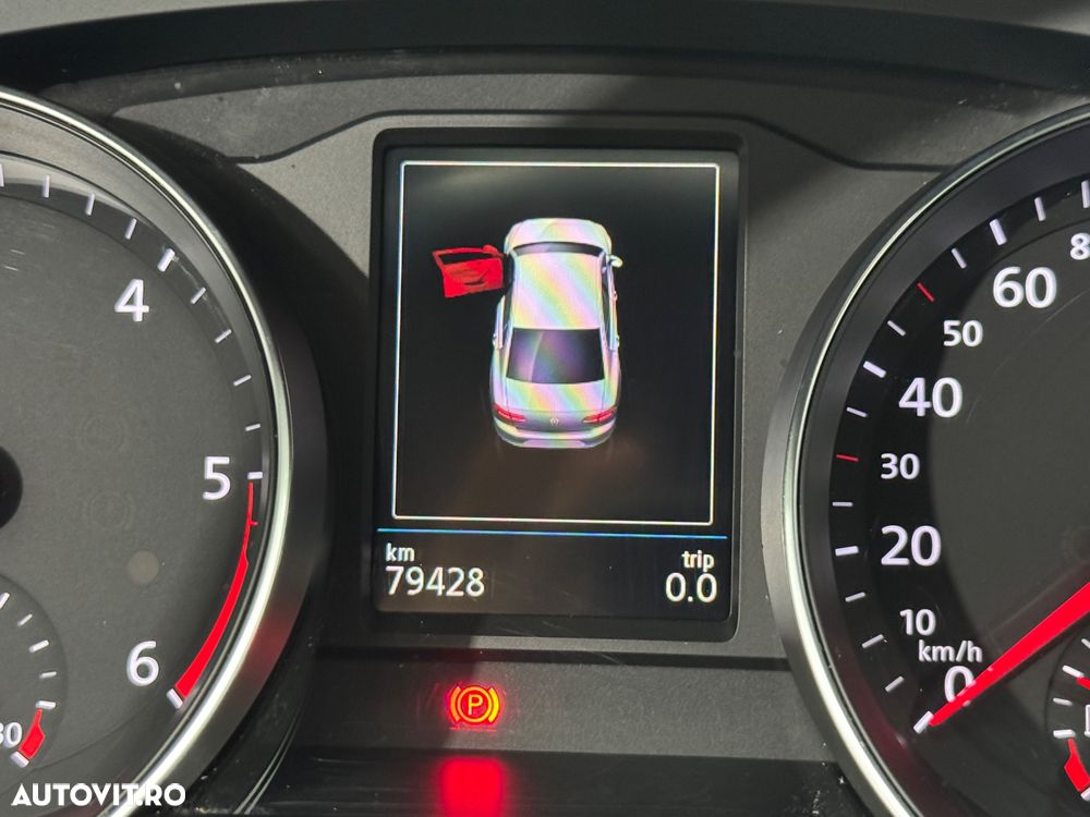 Volkswagen Passat 2.0 TDI DSG Highline - 15