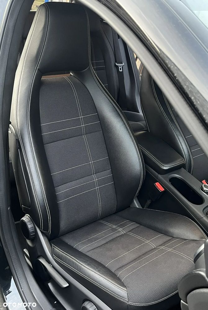 Mercedes-Benz Klasa A 200 CDI (BlueEFFICIENCY) 7G-DCT - 25