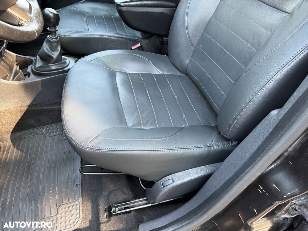 Dacia Duster 1.5 dCi 4x2 Prestige - 17