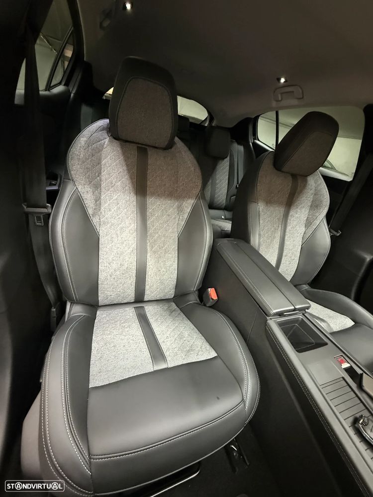 Peugeot 408 225 e-EAT8 Allure - 16