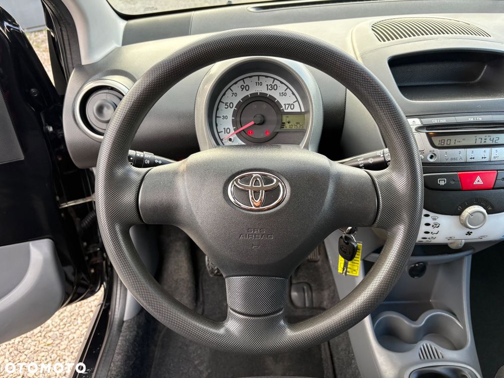 Toyota Aygo Cool - 30