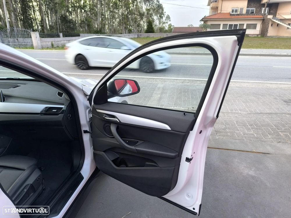 BMW X1 16 d sDrive - 23