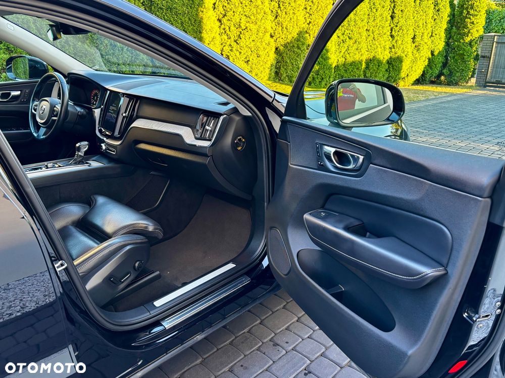 Volvo XC 60 D4 AWD Inscription - 19