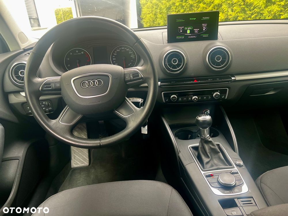 Audi A3 Sportback 1.2 TFSI Ambition - 9