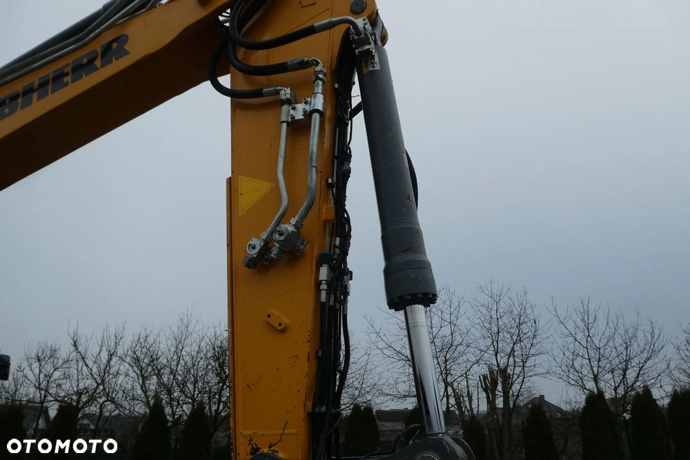 Liebherr R 922 SPROWADZONY - 39