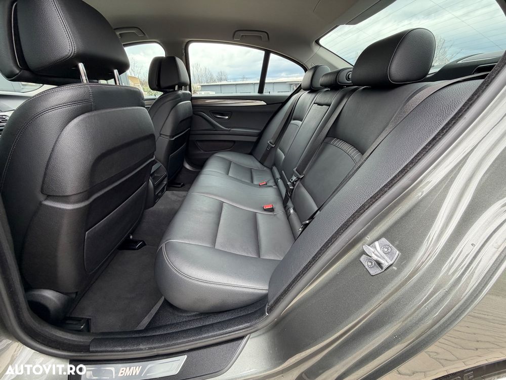 BMW Seria 5 520d xDrive Aut. Modern Line - 17