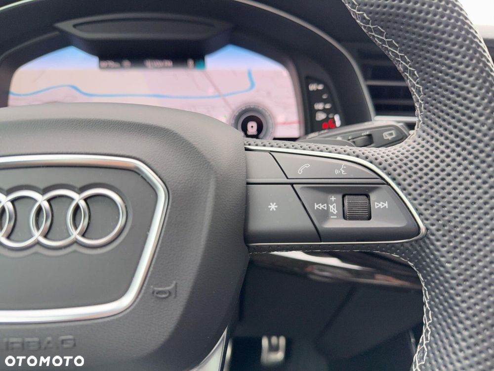 Audi Q8 - 21