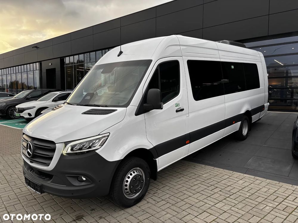 Mercedes-Benz Sprinter - 1