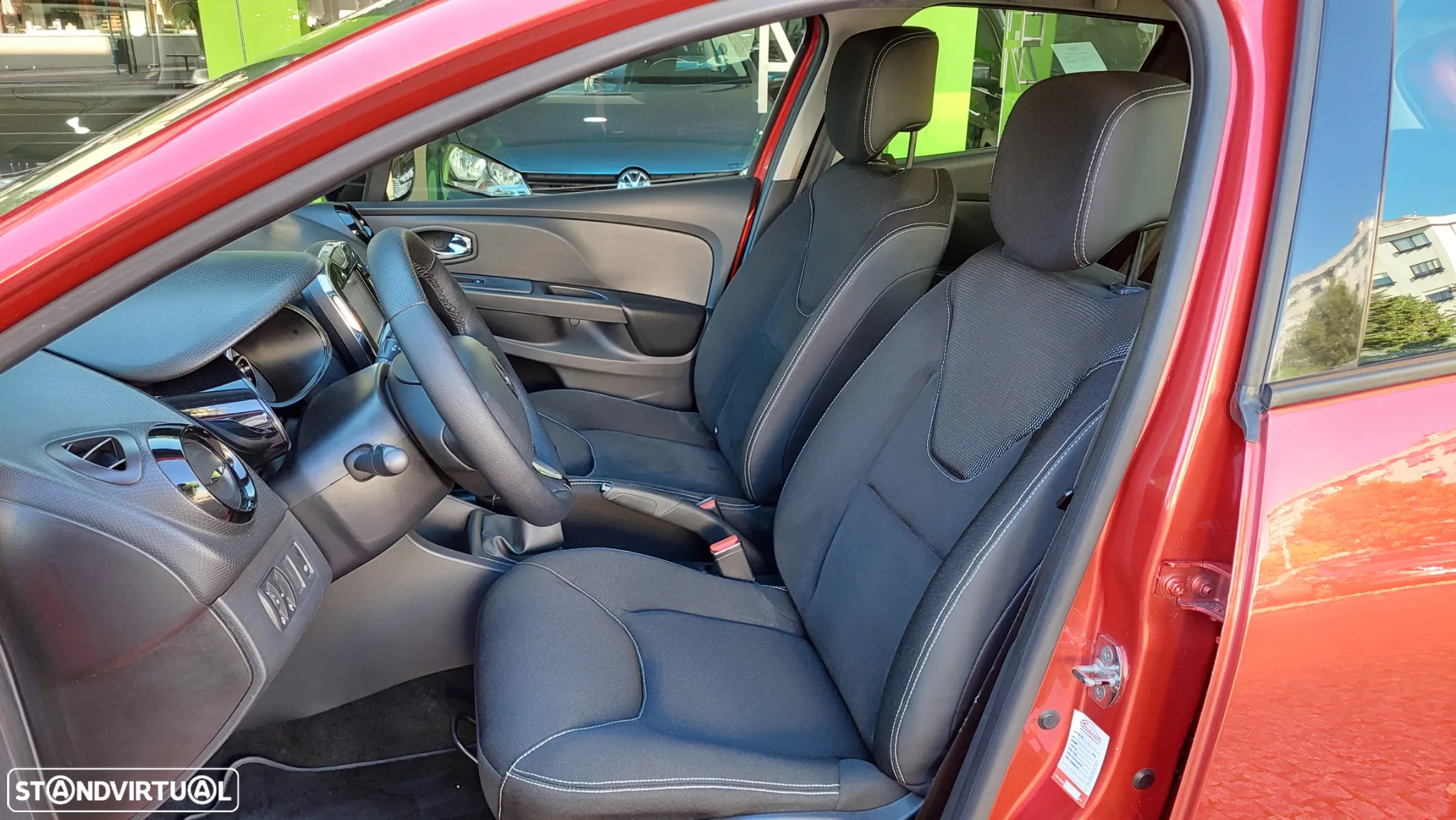 Renault Clio 1.5 dCi Dynamique S - 16