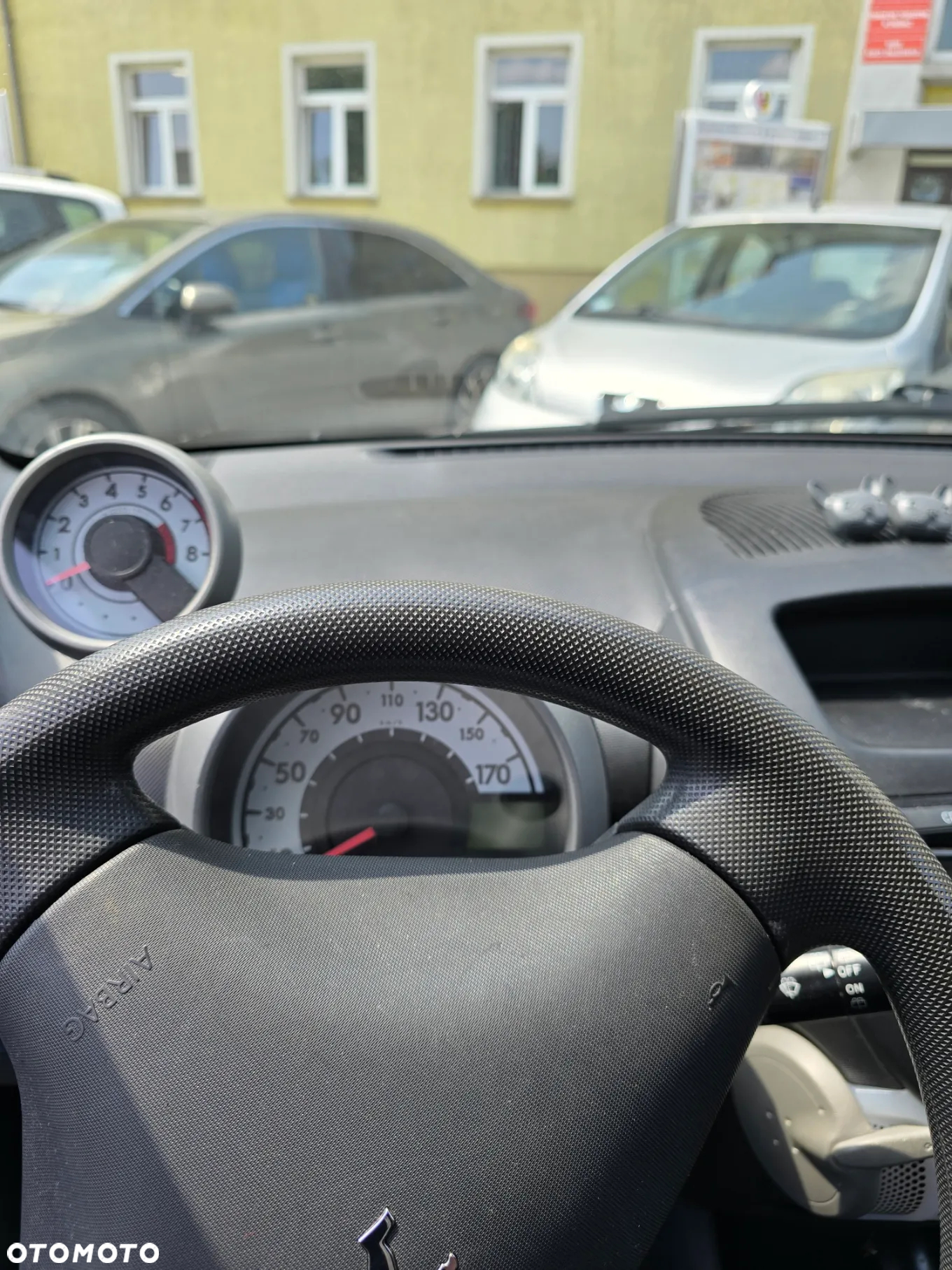 Peugeot 107 1.0 Active - 10