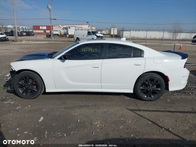Dodge Charger - 5