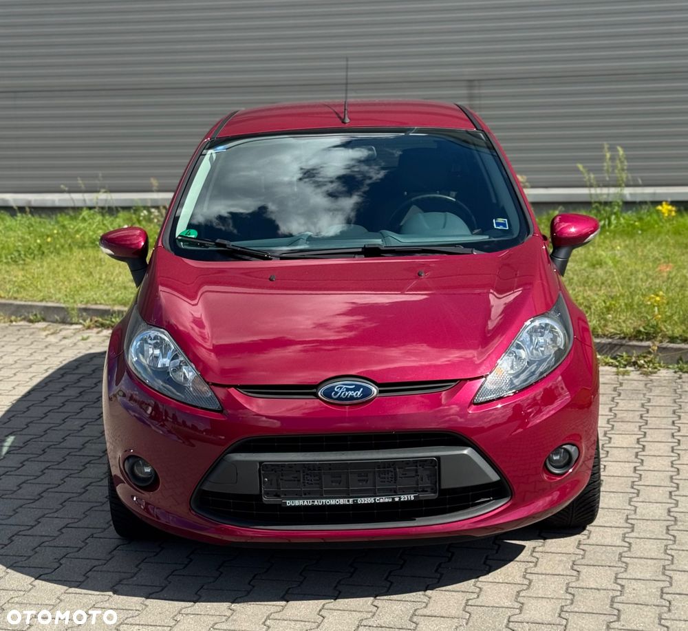 Ford Fiesta 1.25 Celebration - 27