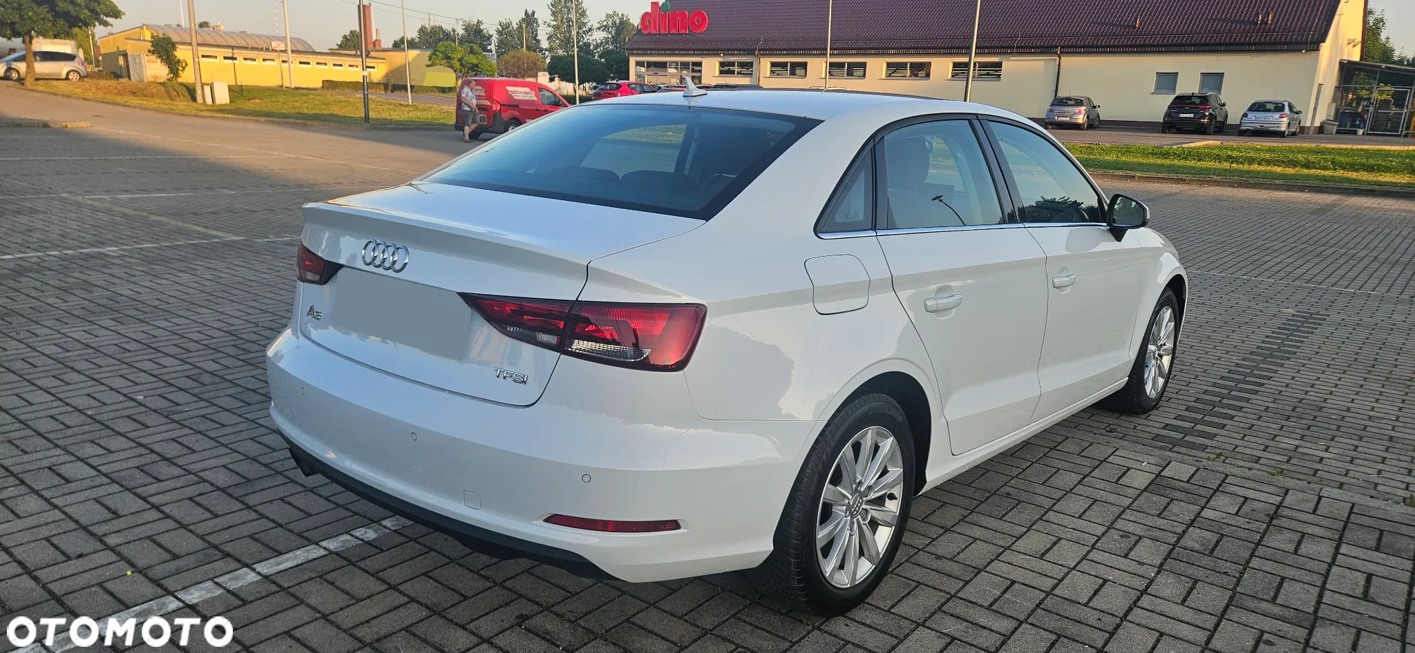Audi A3 1.4 TFSI Limousine Attraction - 3