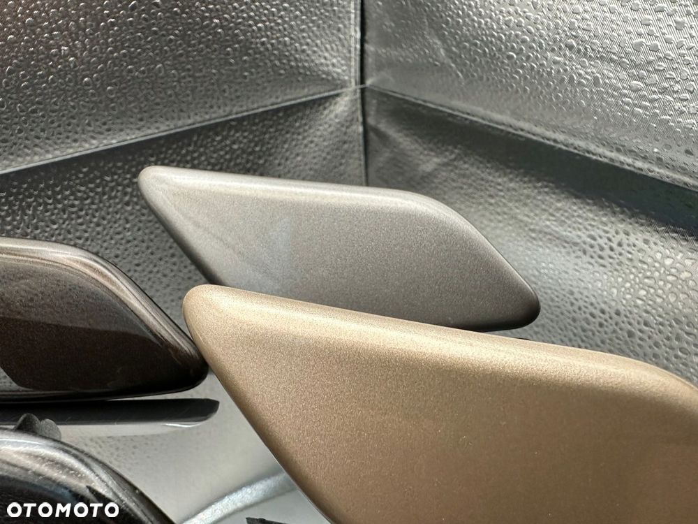 ZAŚLEPKA SPRYSKIWACZA COROLLA E21 2019 - WSZYSTKIE KOLORY OEM A85353-02909 - 9