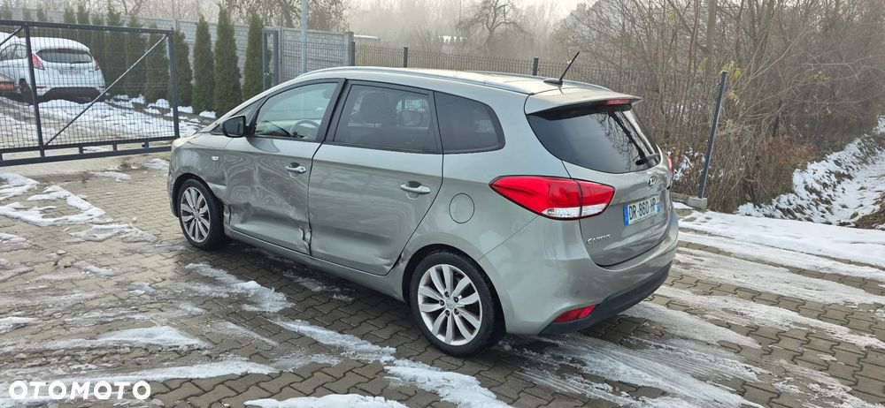 Kia Carens 1.7 CRDi 115 Dream-Team Edition - 3