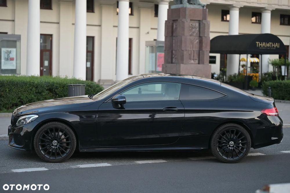 Mercedes-Benz Klasa C 200 4-Matic 9G-Tronic - 1