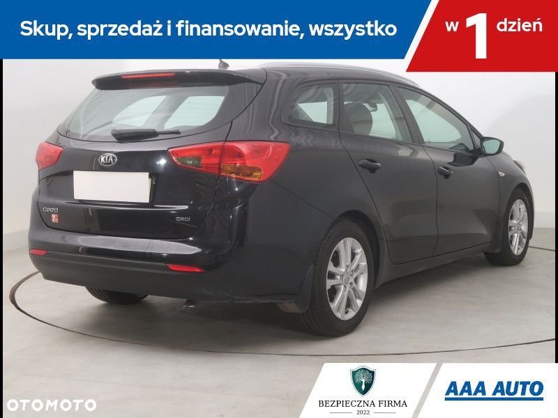 Kia Ceed - 6