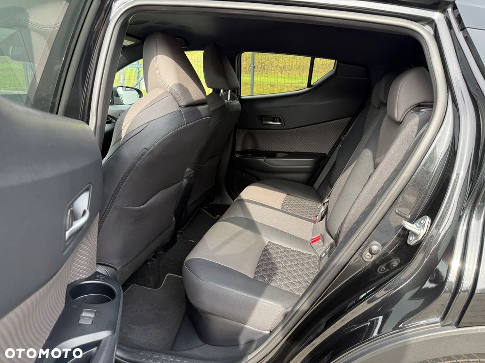 Toyota C-HR 1.8 Hybrid Executive - 26