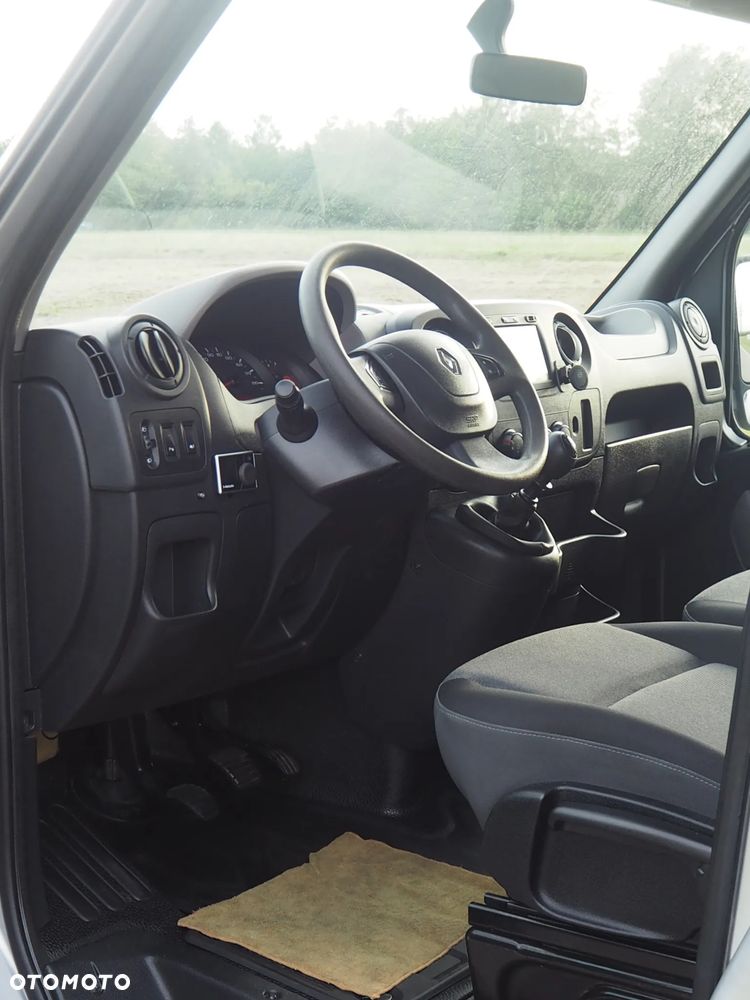 Renault Master - 18