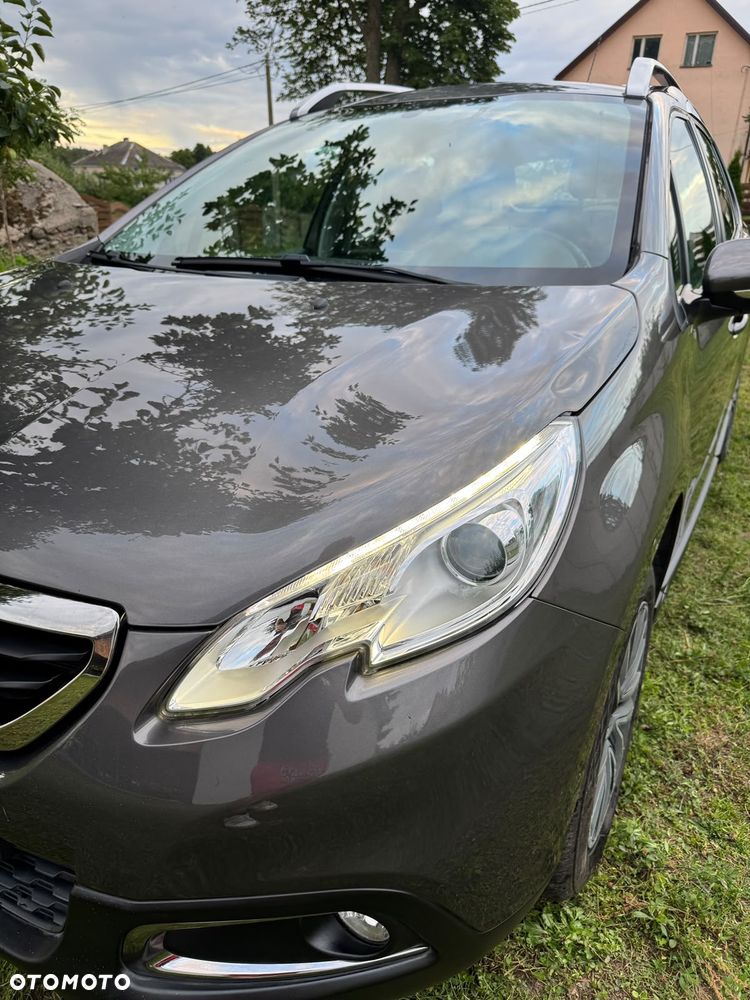 Peugeot 2008 - 6