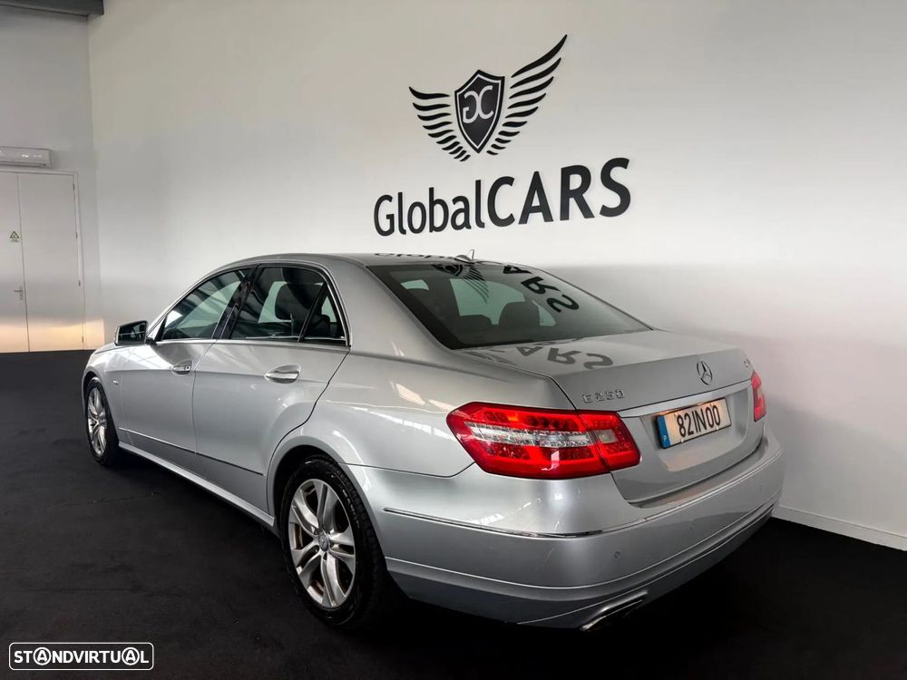 Mercedes-Benz E 250 CDi Elegance BlueEfficiency Auto. - 12