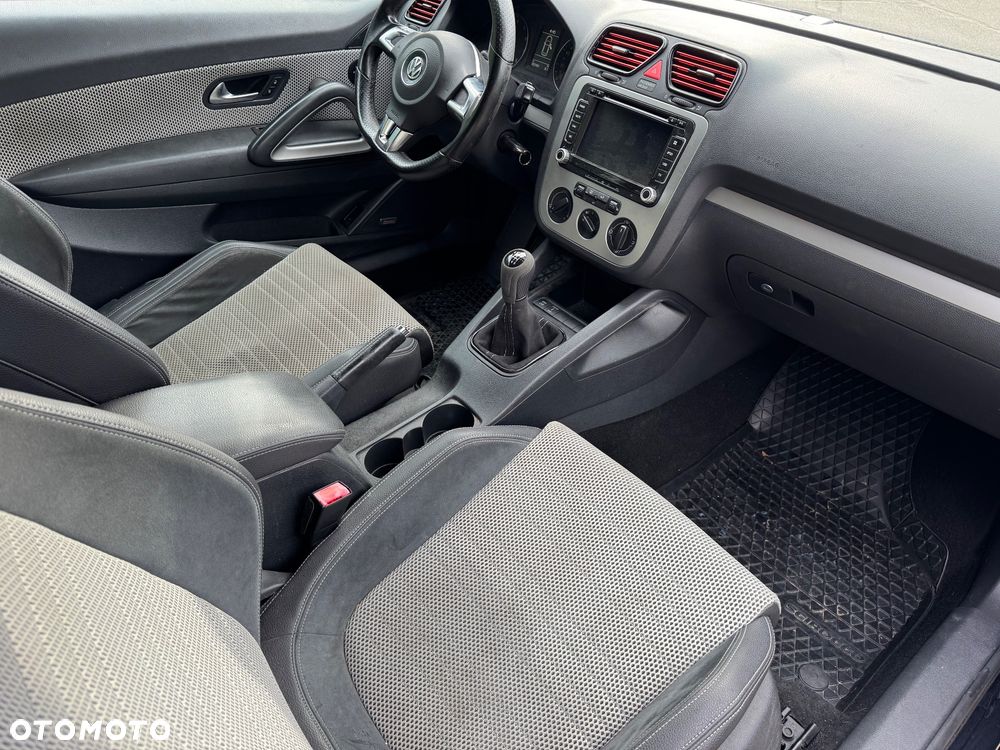 Volkswagen Scirocco 1.4 TSI Edition - 12