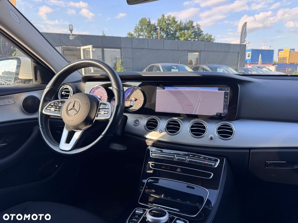 Mercedes-Benz Klasa E 220 d 9G-TRONIC Avantgarde - 15