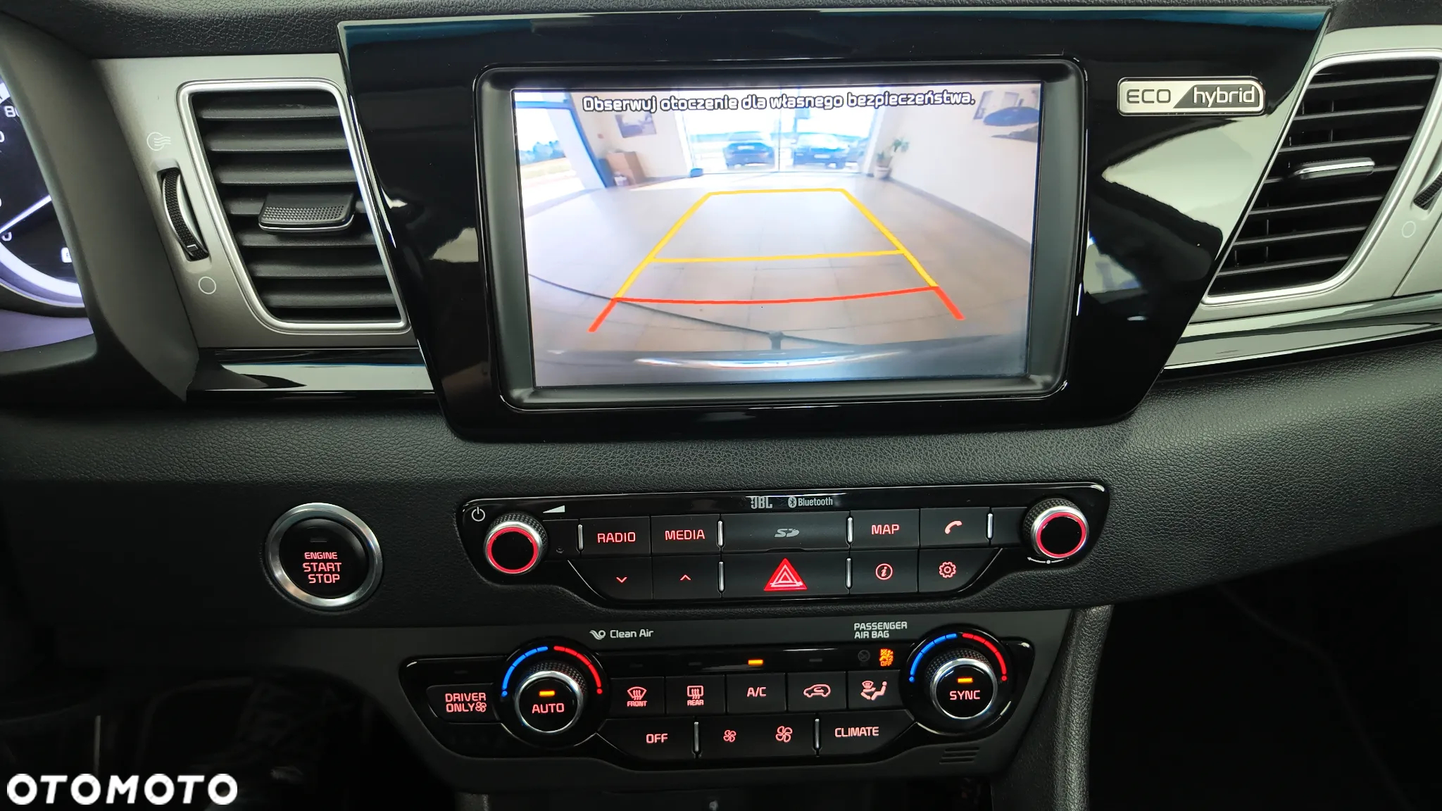 Kia Niro 1.6 GDI Hybrid L Business Line - 36