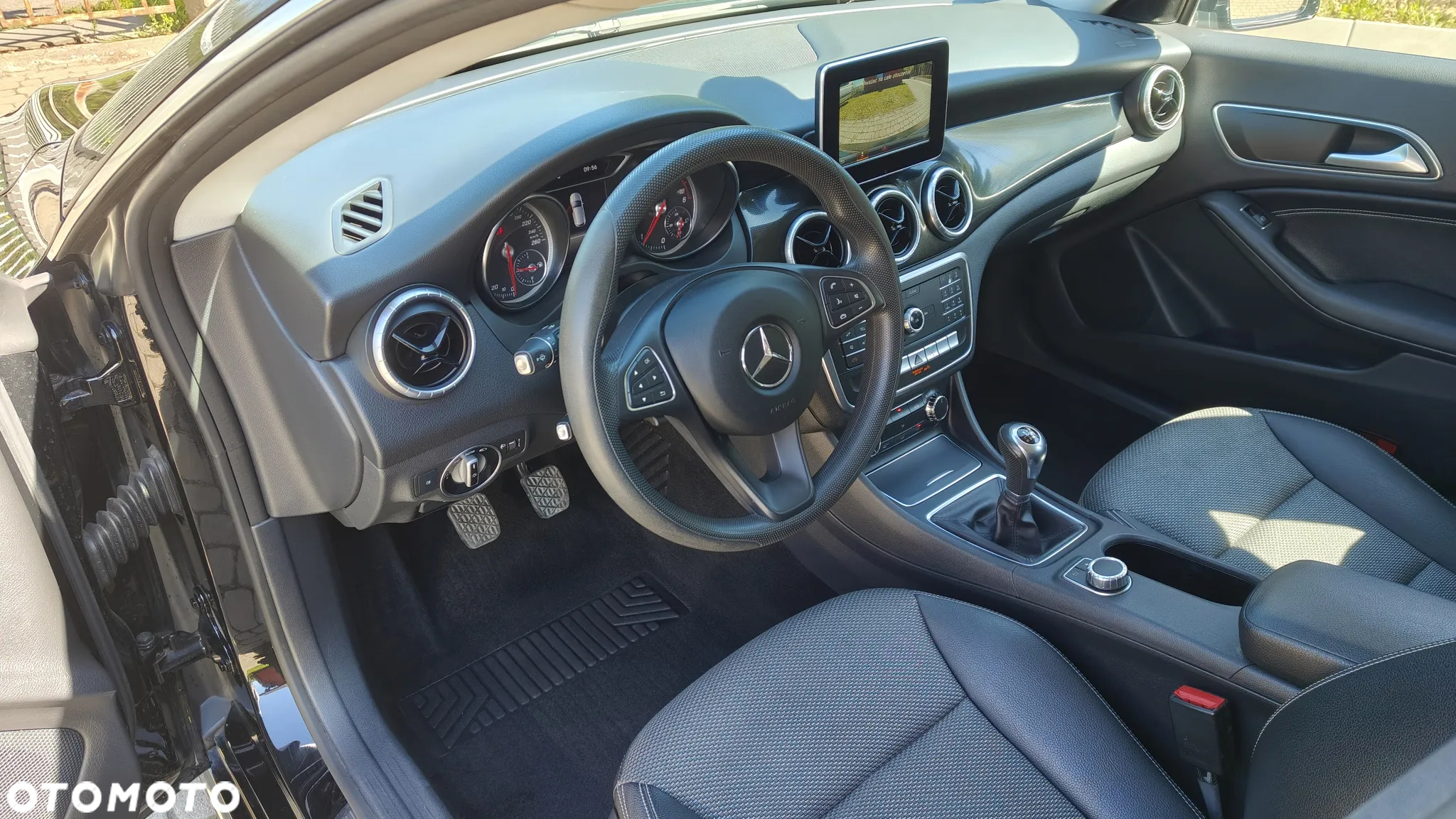 Mercedes-Benz CLA 180 d - 7