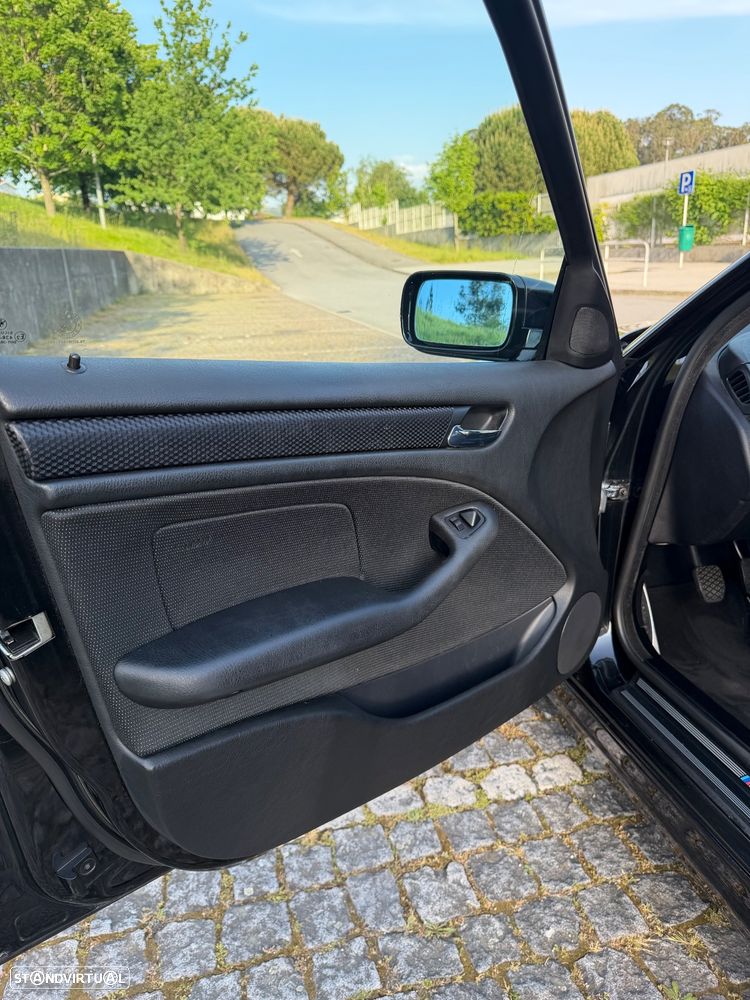 BMW 320 d Sport - 13