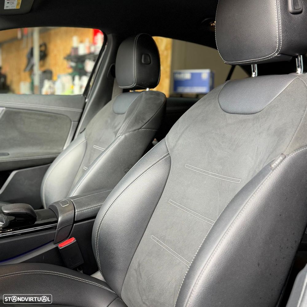 Mercedes-Benz A 250 Limousine e 8G-DCT AMG Line - 12