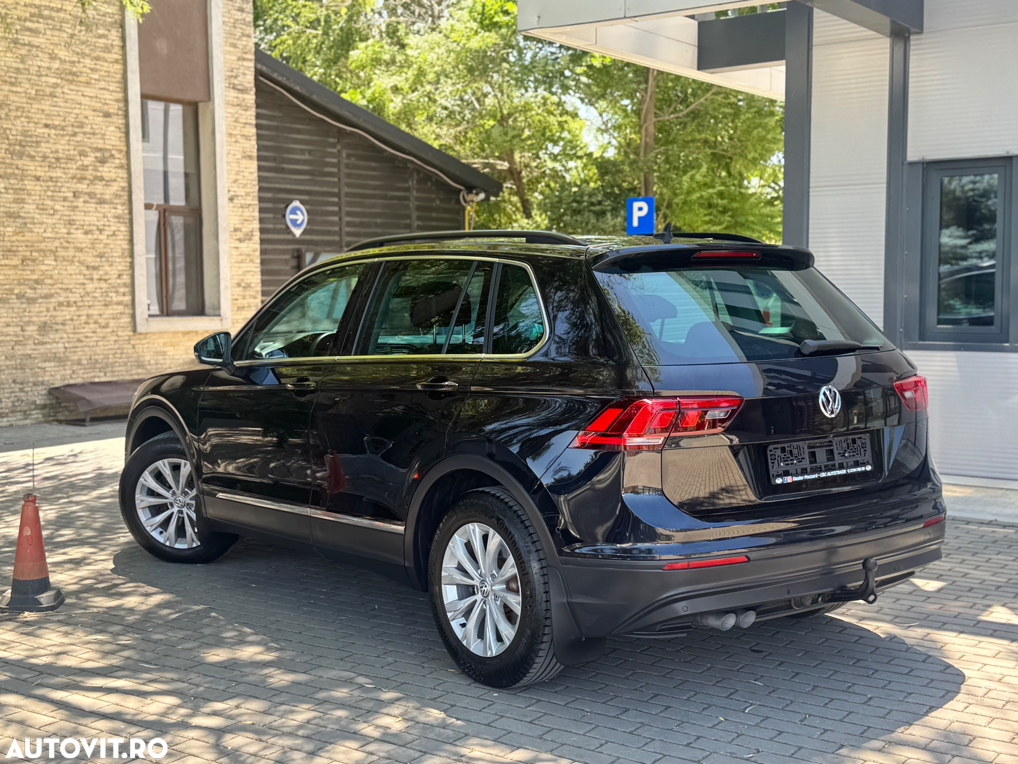 Volkswagen Tiguan 2.0 TDI DPF DSG Comfortline - 3