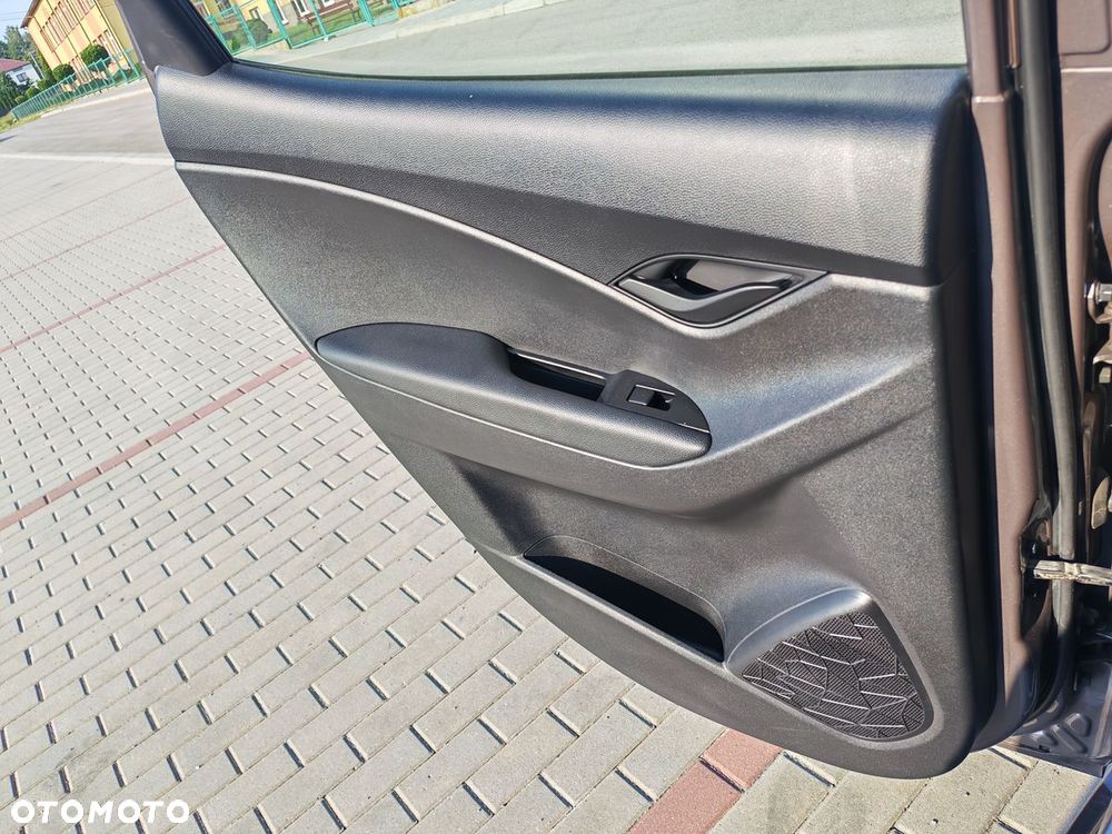 Hyundai ix20 1.4 blue Comfort - 12