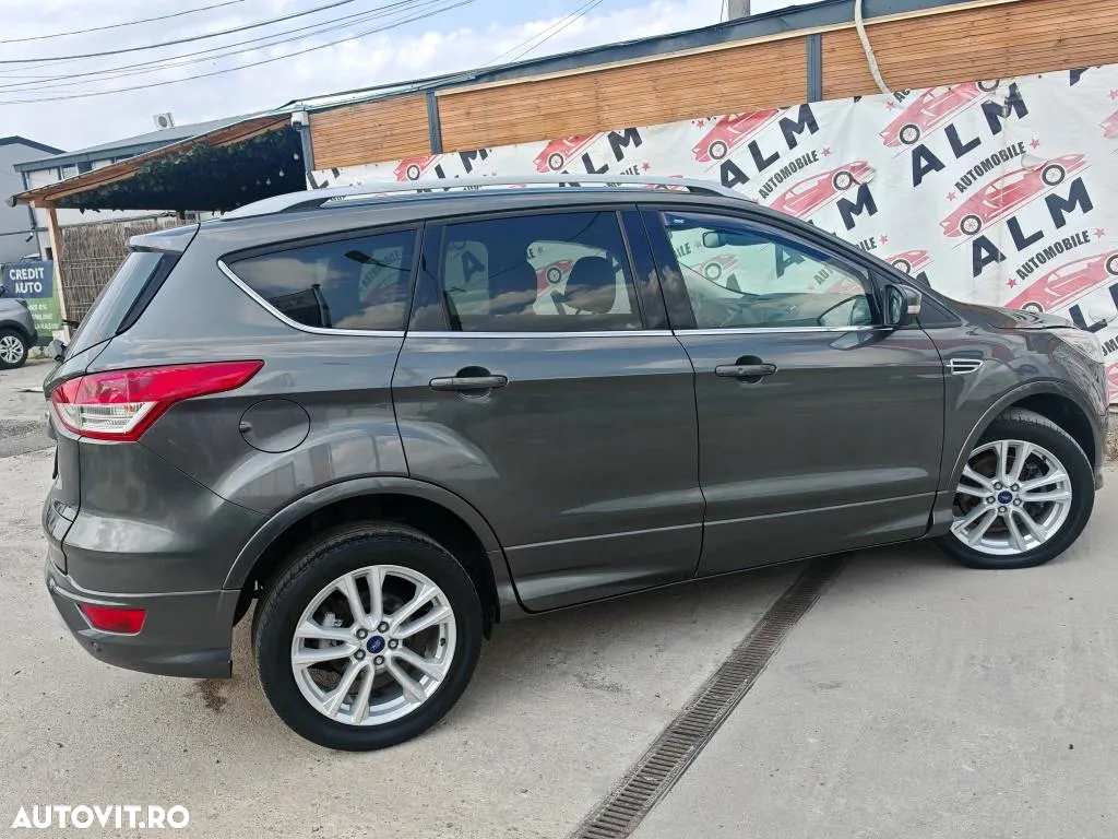 Ford Kuga 2.0 TDCi 4WD Powershift Titanium - 11