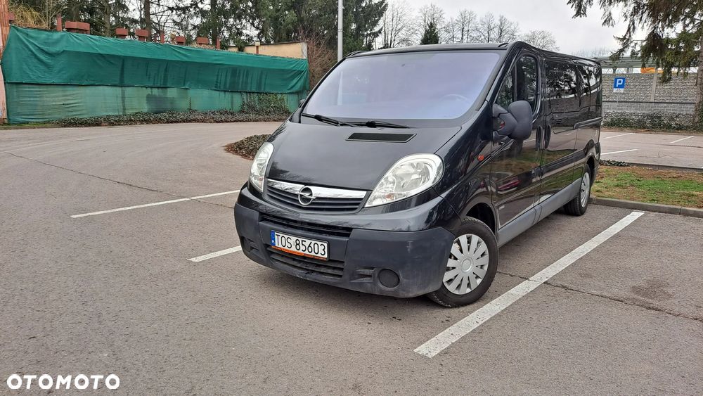 Opel Vivaro - 1