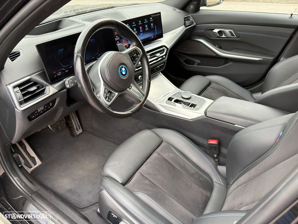 BMW 330 e Pack 50 anos M Auto - 20